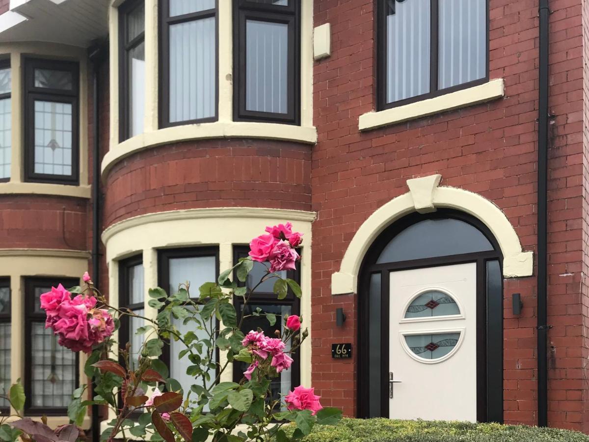 Quiet Residence Close To M6 Preston Samlesbury Exteriör bild